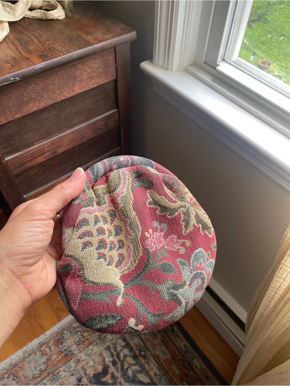 Vintage Tapestry Clamshell Purse